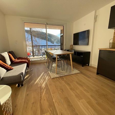 Appartement Station La Joue Du Loup Pied Des Pistes Ле-Деволюи Экстерьер фото